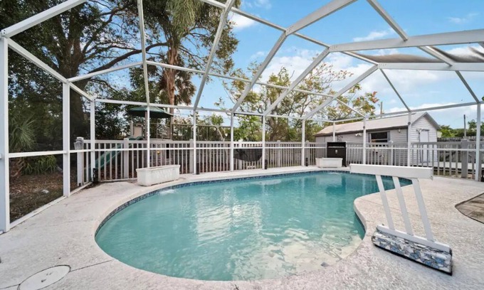 Memphis House | Bliss By The Bay* Heated Pool Home w/Playground
