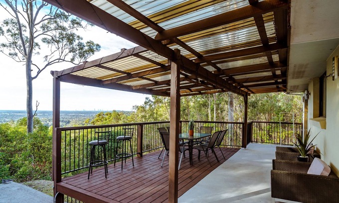 Willow Vale House | Bliss In The Treetops