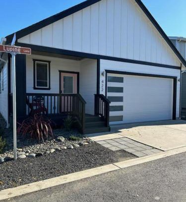 Ocean Shores House | Bliss On The Bay