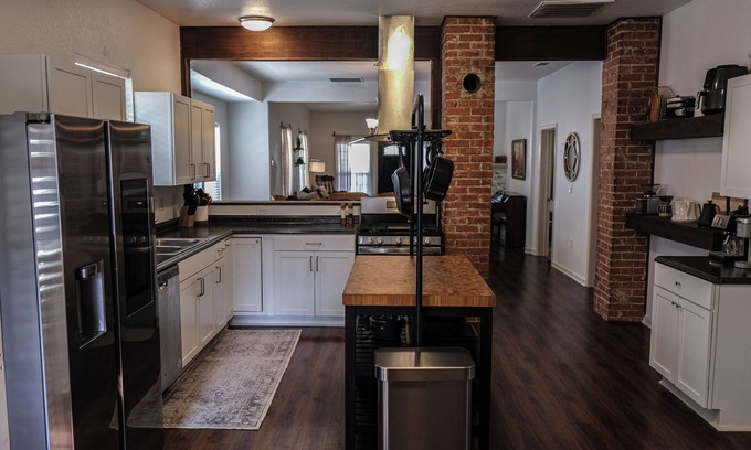 Waco House | Blissful Charm 3-bedroom house in charming DT Waco