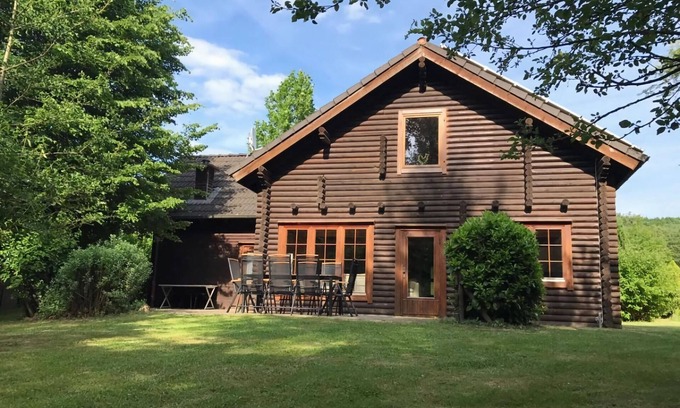 Frielendorf House | blockhouse at lake Silbersee