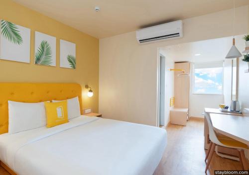 Nanakram Guda Hotel | Bloom Hotel Financial District