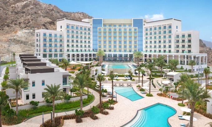 Sharm Apartment | Bloomfields 2BR+Maid Address Beach Fujairah