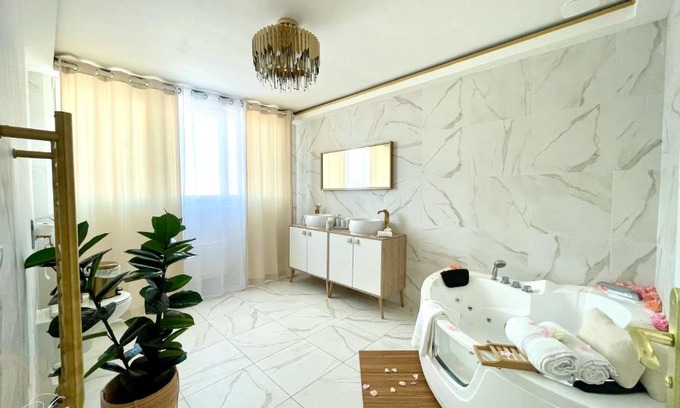 Gare Apartment | Blooming Suites