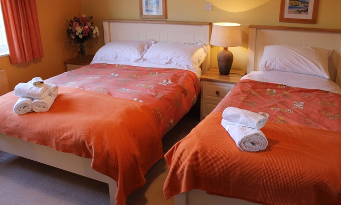 Killaloe Bed & Breakfast | Blossom Hill Bed and Breakfast