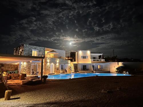 Adamas House | Blu Suites and Studios