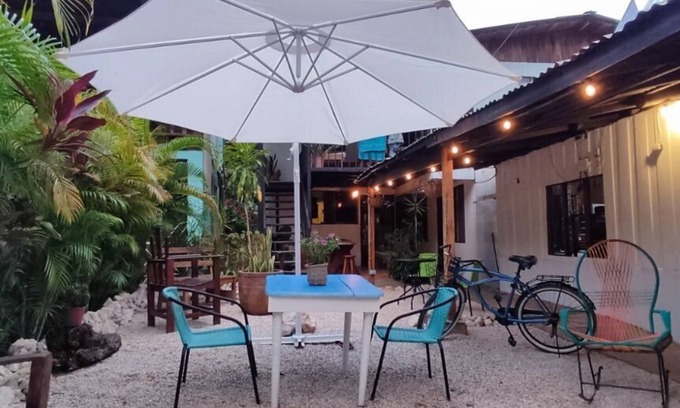 Samara Cabin | Blue Bike Hostel
