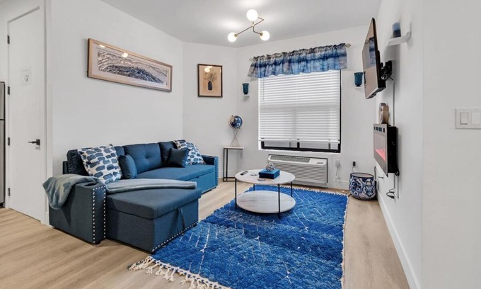 Elizabeth Apartment | Blue Bliss Indoor Pool, FREE Parking, Near NYC