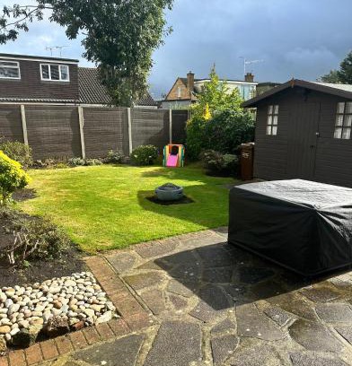 Thundersley House | Blue Bungalow