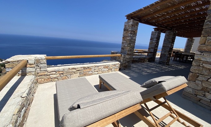 Sifnos Villa | Blue Calm Luxury Cycladic Villa in Sifnos island