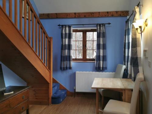 New Forest District House | Blue Charm - 29585