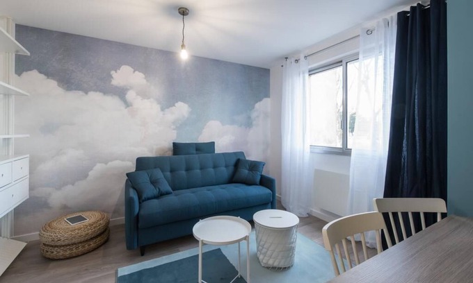 Croix Luizet Apartment | "Blue Dream", a beautiful 2-star studio apartment opposite La Doua/Insa