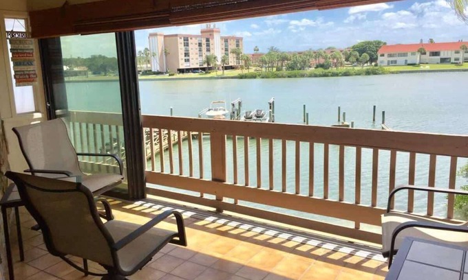 Indian Shores Apartment | Blue Haven Resort | Bay View, Heated Pool, Fishing
