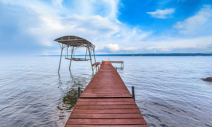 Ovid House | Blue Heron Lodge - Adirondack Luxury on Cayuga Lake