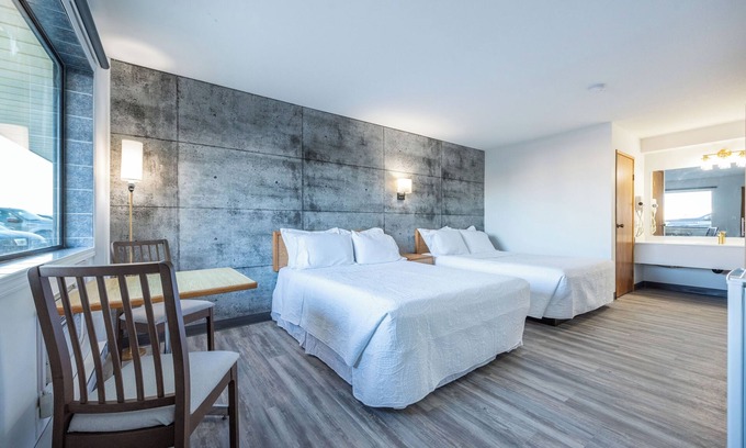 Beiseker Hotel | BLUE HORSE MOTEL