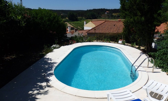 Carvalhal Benfeito Cottage | Blue House, peacefulness at 45 minutes from Lisbon