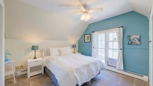 Lake City House | Blue Iris House - 5 Beds Walking Distance to Beach