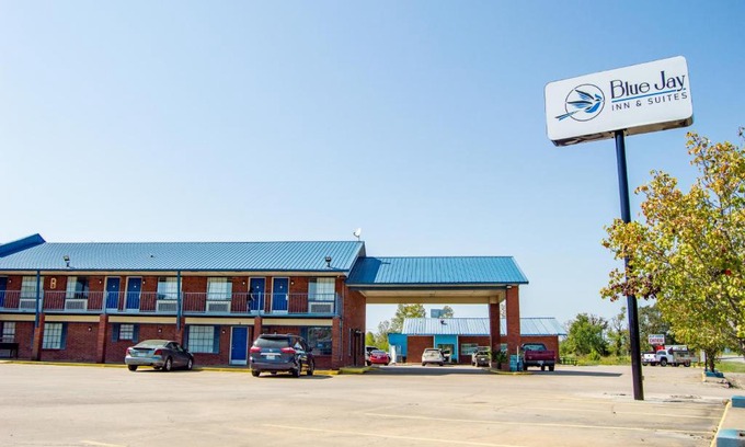 Sallisaw Hotel | Blue Jay Inn & Suites