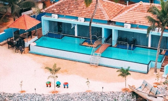 Inna Resort | Blue Lagoon Homestay