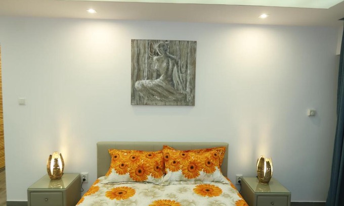Constanta Apartment | Blue Lagoon Neversea Studio