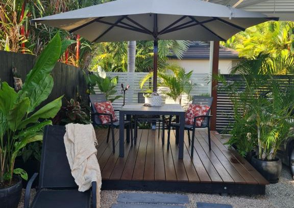 Trinity Beach Apartment | Blue Lagoon Tropical Sanctuary