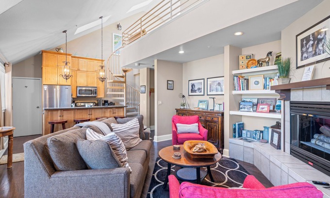 Mountain Village House | Blue Mesa Lodge 40B by AvantStay | Ski In/Ski Out Unit w/Balcony!