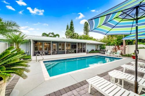 Saint Armands Key House | Blue Palm