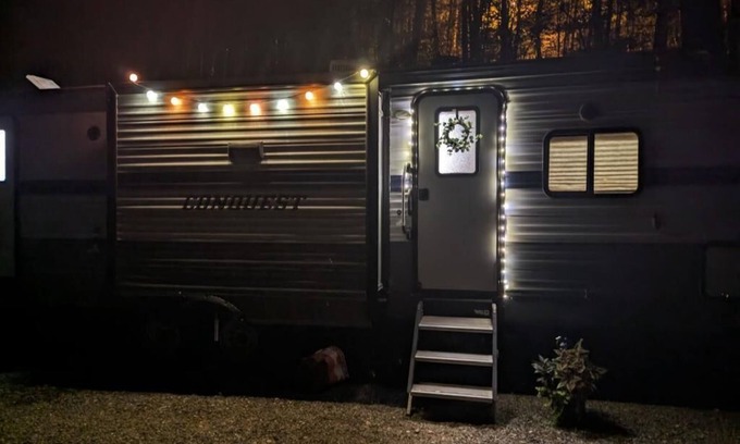 Hiawassee House | Blue Ridge Mountain Cozy Camper