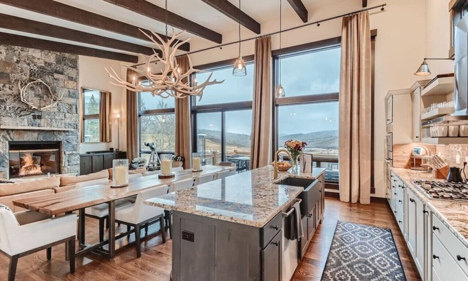 Silverthorne House | Blue River Escape - Gorgeous Mountain Luxury Rental