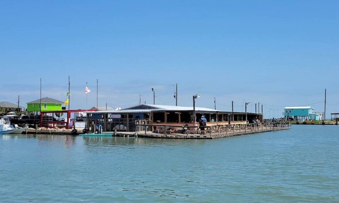 Indianola House | Blue Shark · IFM's Blue Shark Cottage