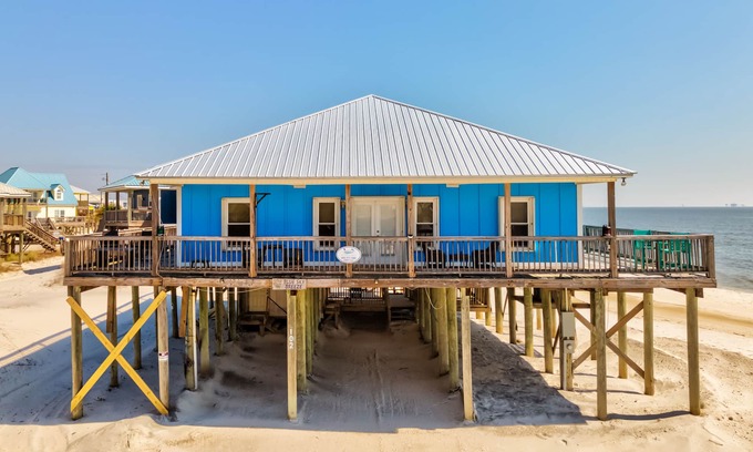 Dauphin Island House | Blue Sky Breeze - Gulf Front, Pet Friendly on the beach