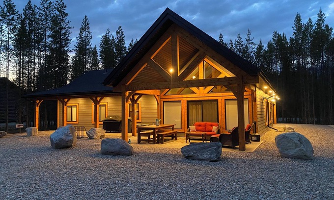 Valemount Cabin | Blue Sky Valemount Cabin Your home away from home , your search is over!