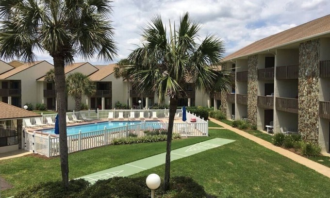 Miramar Beach House | Blue Surf 6, 2BR/2BA Townhouse, Seasonal Beach Service Included!