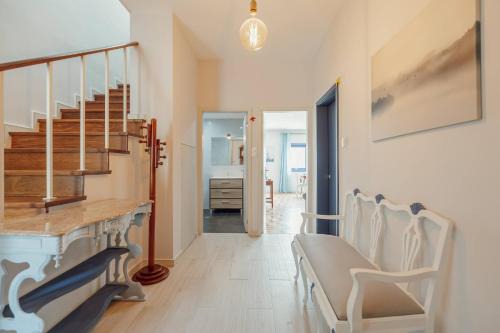 Senhora da Hora House | Blue Villa by Hosty