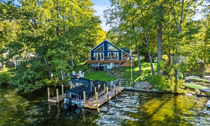 Queensbury House | Bluebird Hideaway