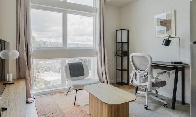 South Berkeley Apartment | Blueground | Berkeley, AC, w/d, nr UC Theatre