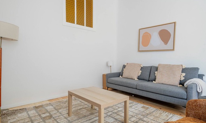 Alt-Treptow Apartment | Blueground | Kreuzberg, nr park, w/pool & w/d