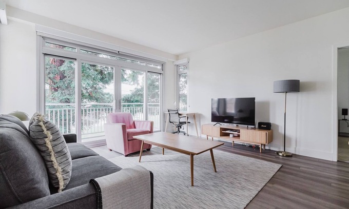 North Los Altos Apartment | Blueground | Mountain View, pool & w/d, near tech