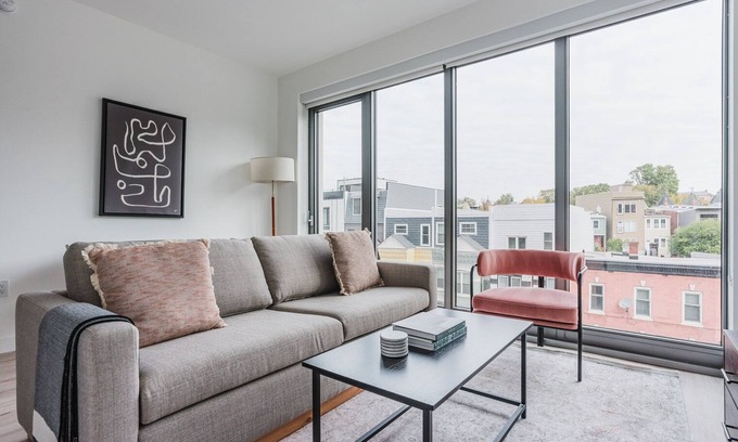 NoMa Apartment | Blueground | NoMa, gym, elevator, nr metro + food