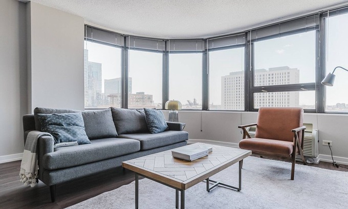 South Loop Apartment | Blueground | South Loop 1bd apartment