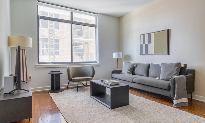 Woodmont Triangle Apartment | Blueground | Woodmont Triangle, pool, nr Cabin John Park