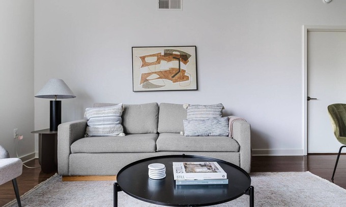Woodmont Triangle Apartment | Blueground | Woodmont Triangle, pool, nr Cabin John Park