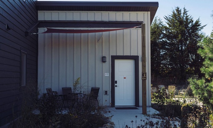 Decorah Villa | Bluffside Gardens Redbud Series 8A - Pet Friendly