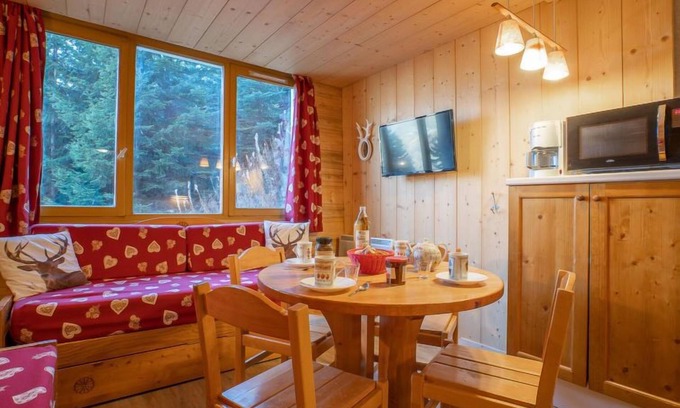 Reberty Apartment | Boëdette 109 A by Interhome