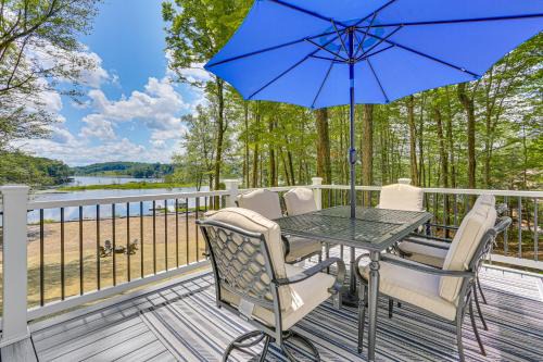 Lake Ariel House | Boat, Fish and Unwind Waterfront Gem in Pocono Mtns