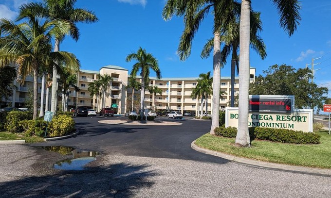 St. Petersburg - Clearwater Resort | Boca Ciega Resort