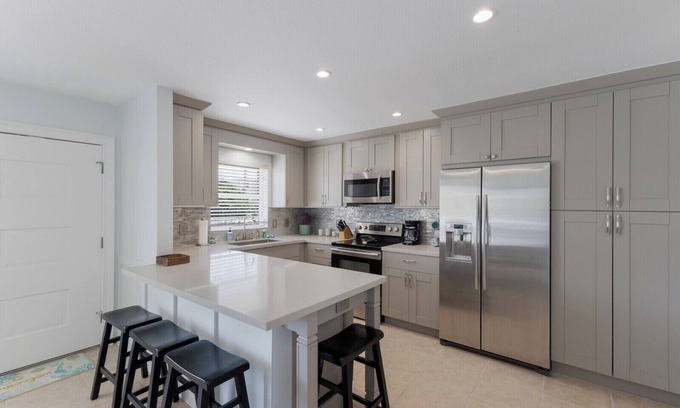 Boca Grande Condo | Boca Grande Beach Club 4A - Close to Village of Boca Grande! Sleeps 4