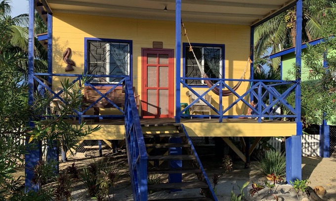 Hopkins Cabin | Bocawina Cabana - All Seasons Guest House