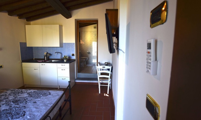 Lastra a Signa Apartment | Boccaccio Room