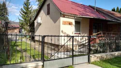 Zsorifurdo Apartment | Bogi vendégház